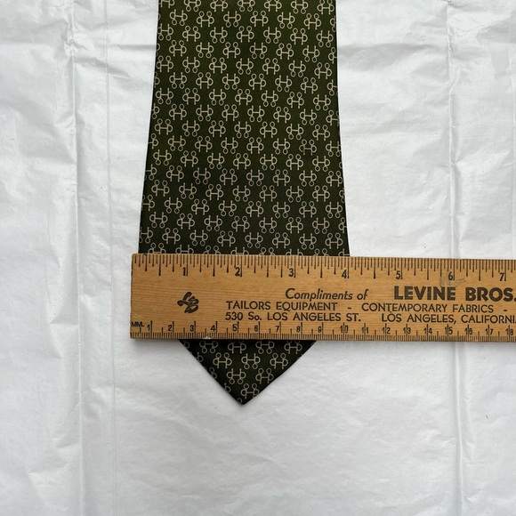 Gucci men’s silk tie - Picture 3 of 3